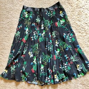 Express Floral Butterfly Pleated Skirt Size M